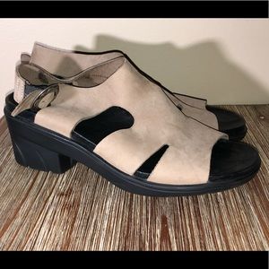 Dansko Solve Sandals Size 38